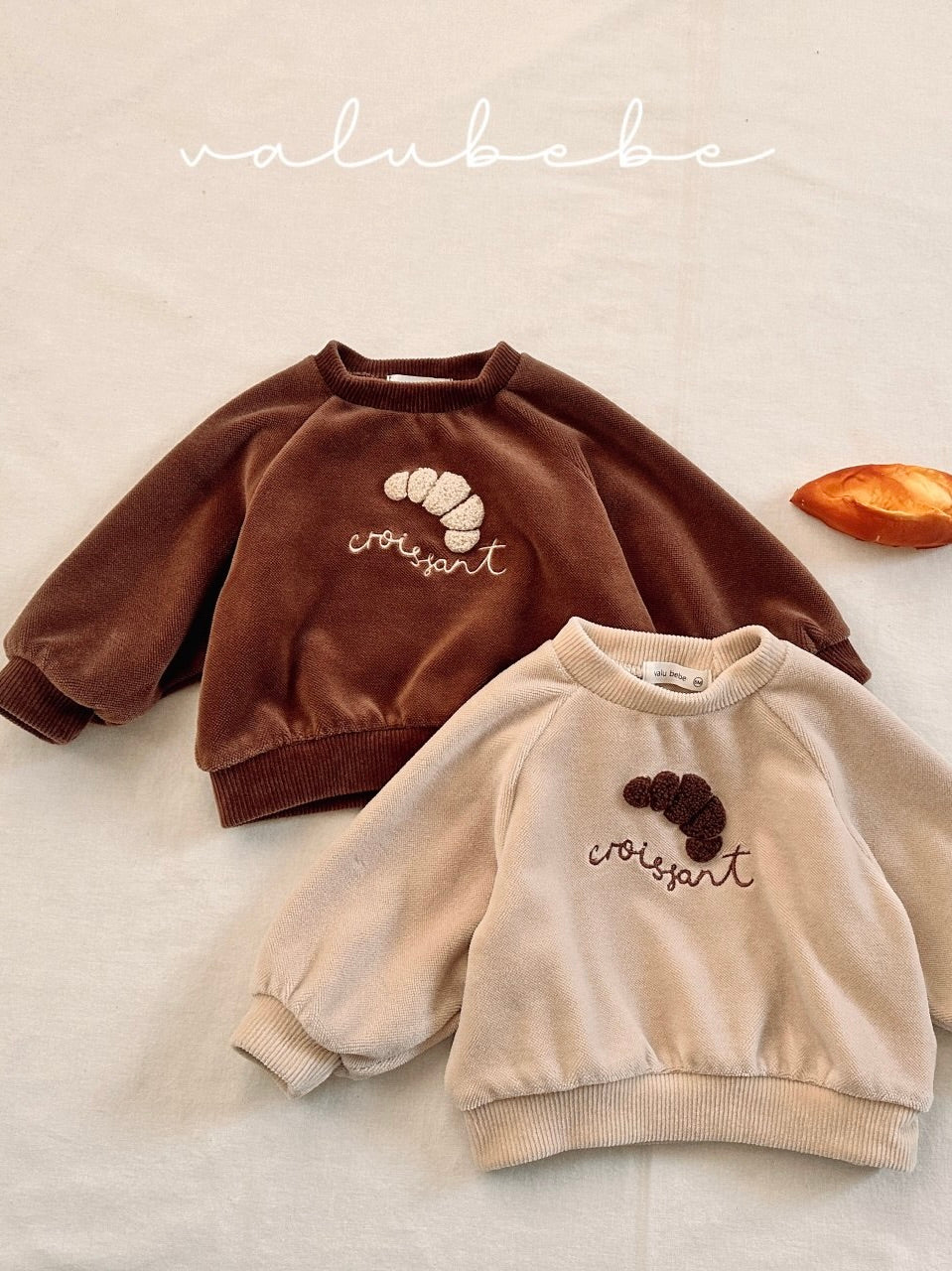 Croissant velor sweatshirt (baby)
