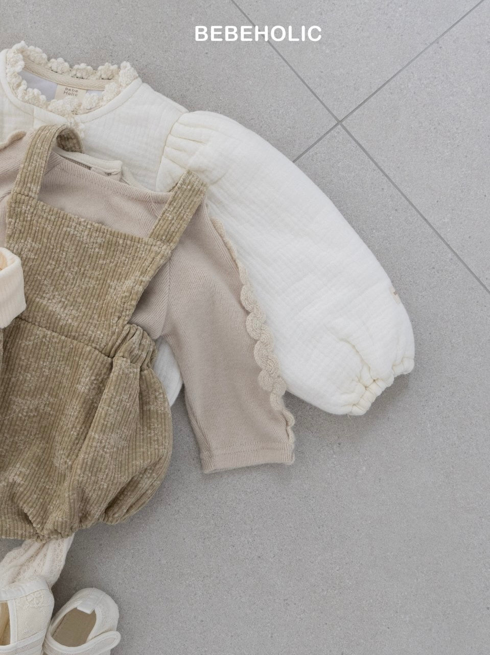 Caramel suspender rompers