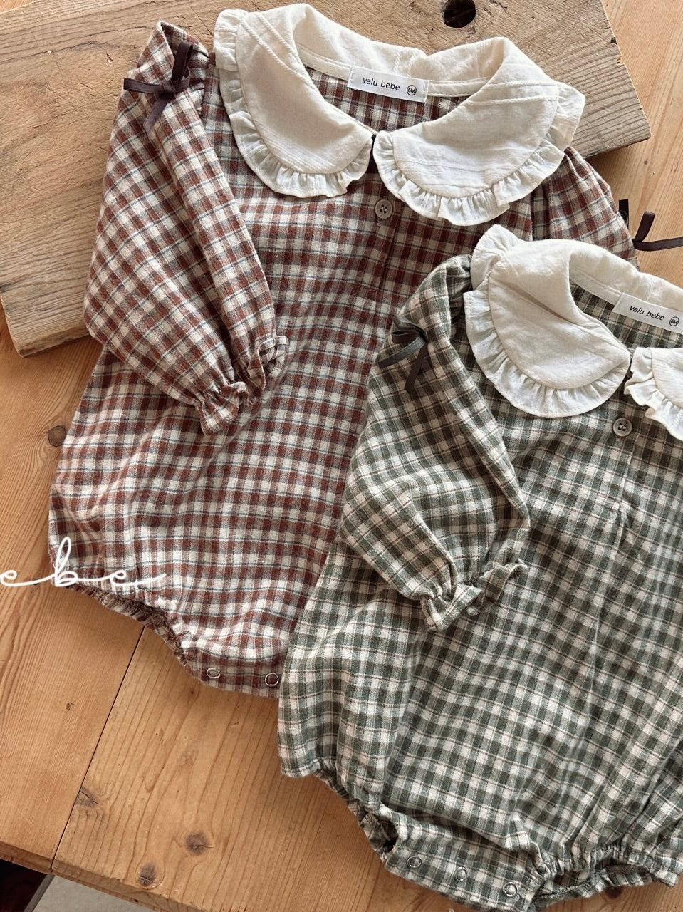 Frill ribbon collar rompers (baby)