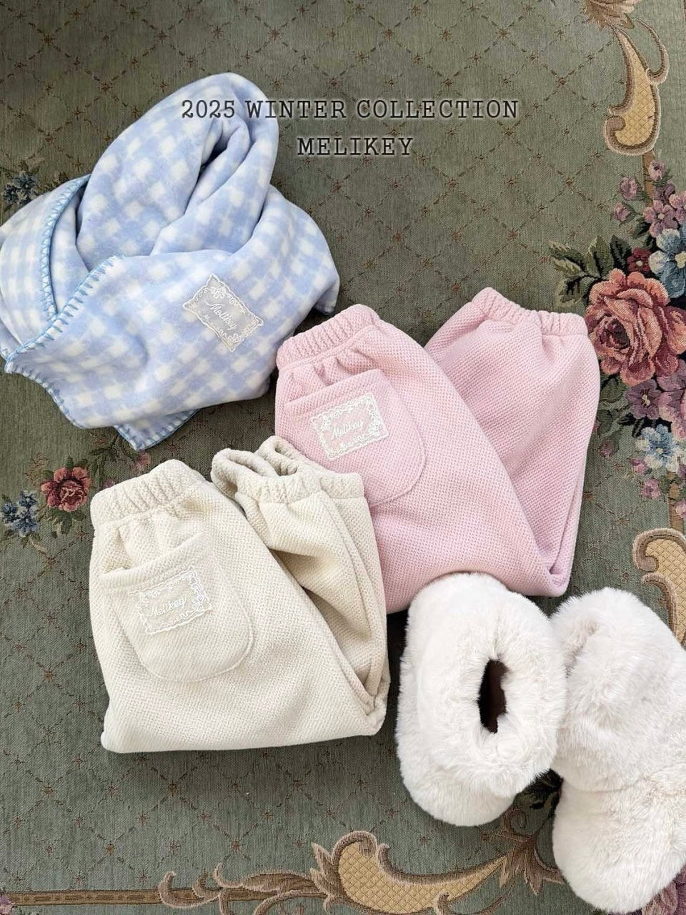 Fleece check muffler