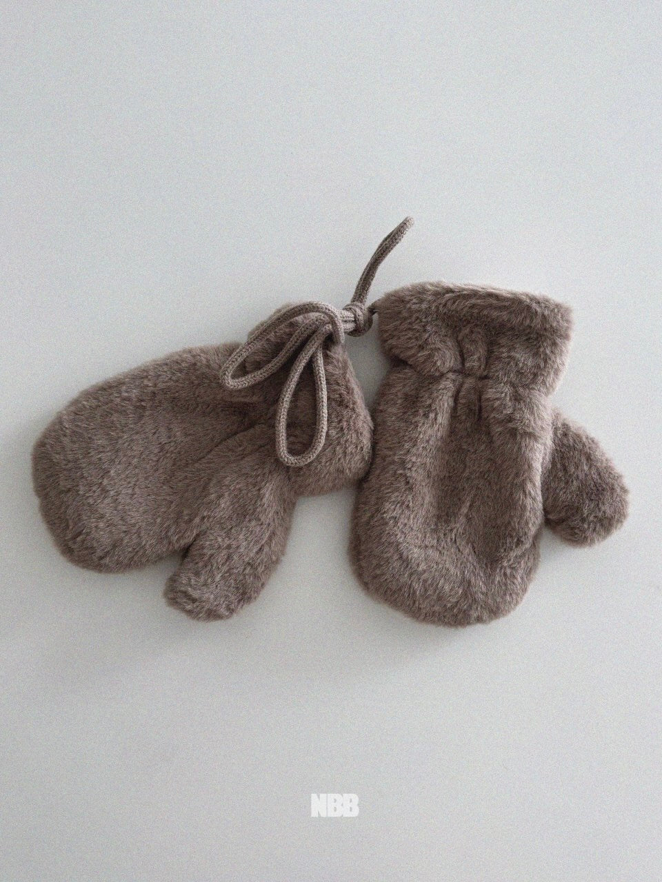 Winter fluffy gloves