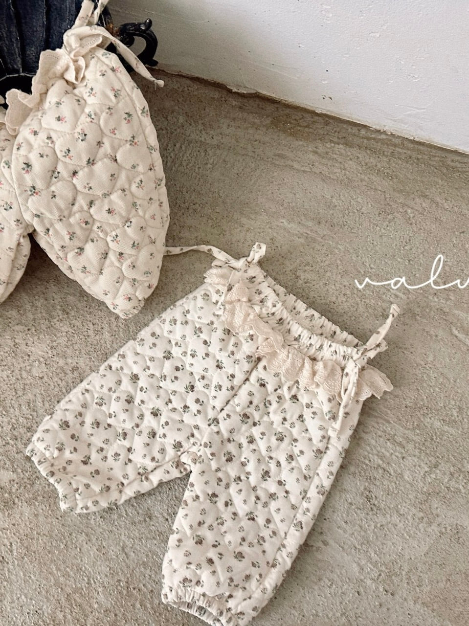 Lace padded pants (baby)