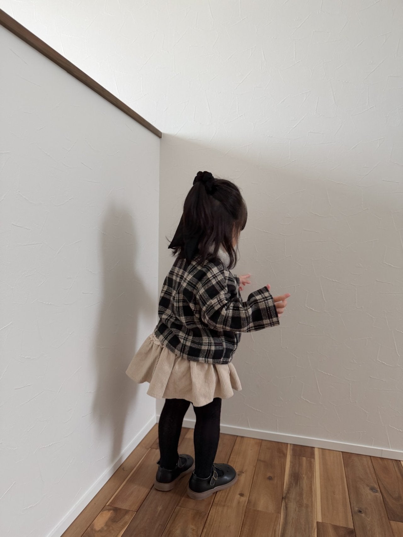 Check collar winter coat