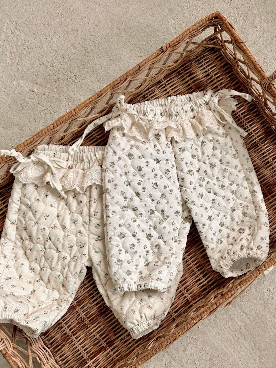 Lace padded pants (baby)