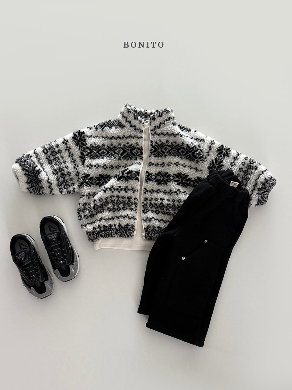 Snowflake zip-up jacket