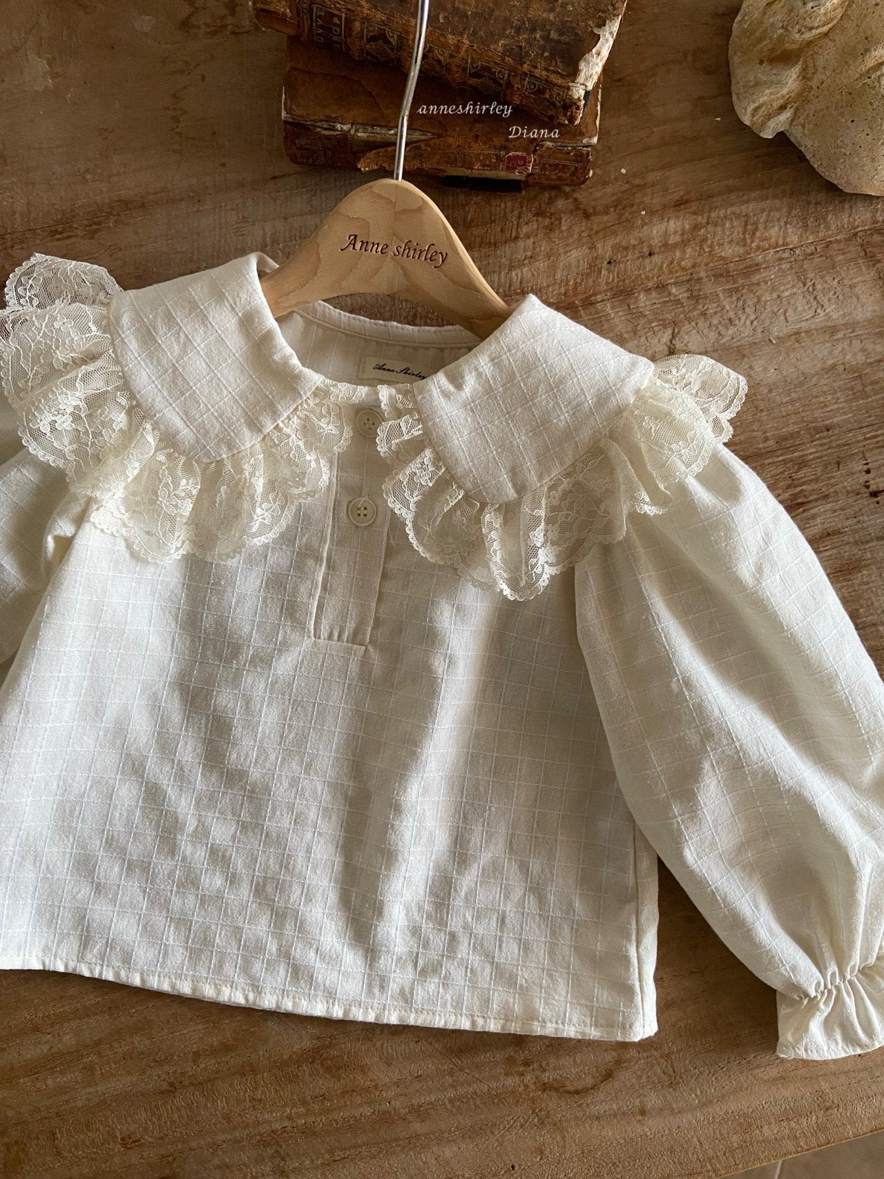 Anne shirley blouse