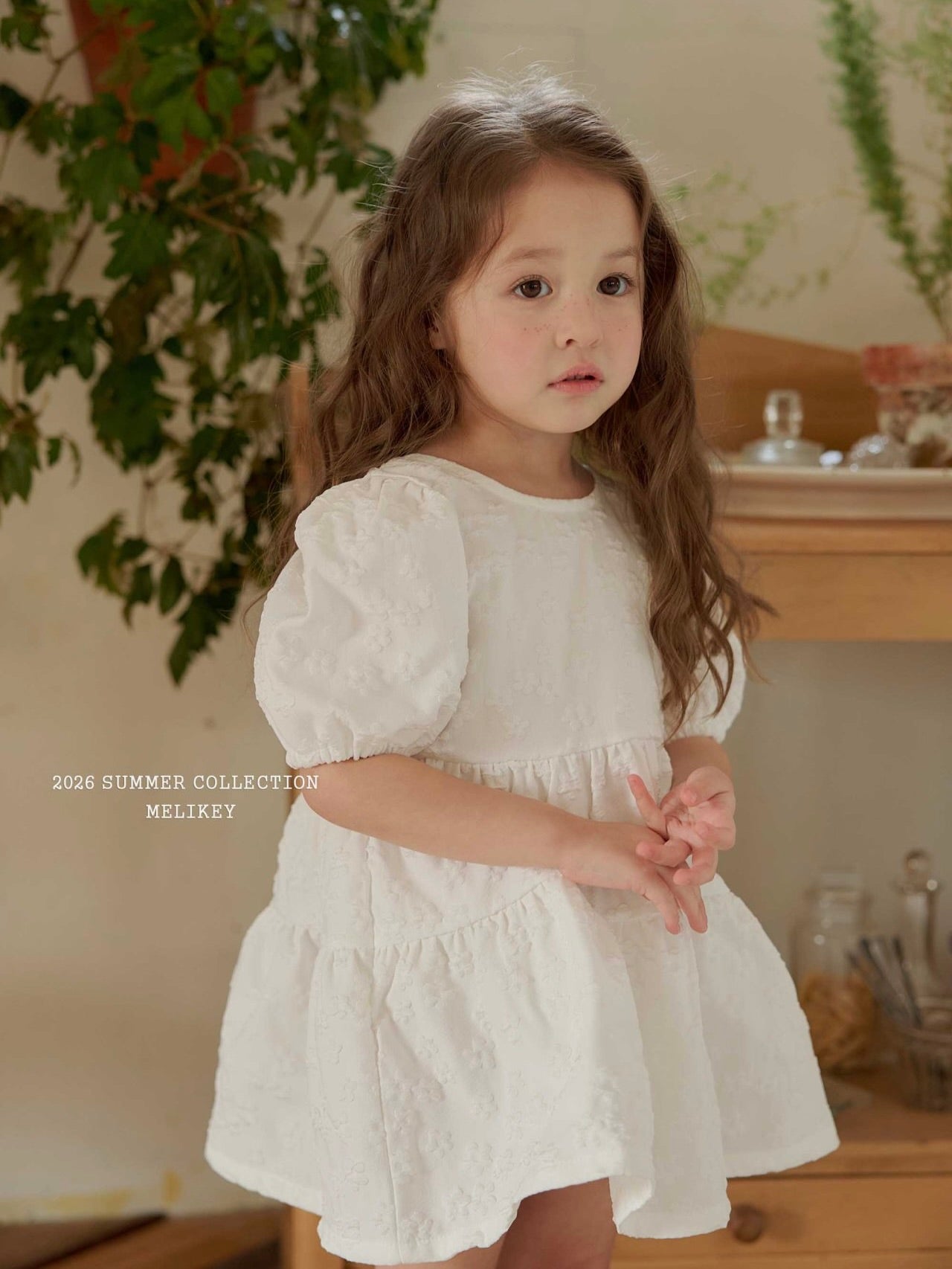 Shine back ribbon one piece