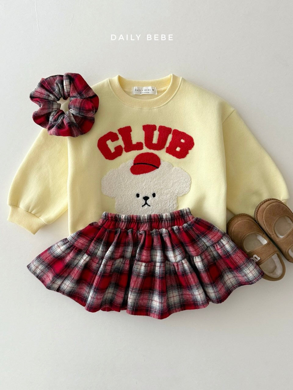 Club bear sweatshirt