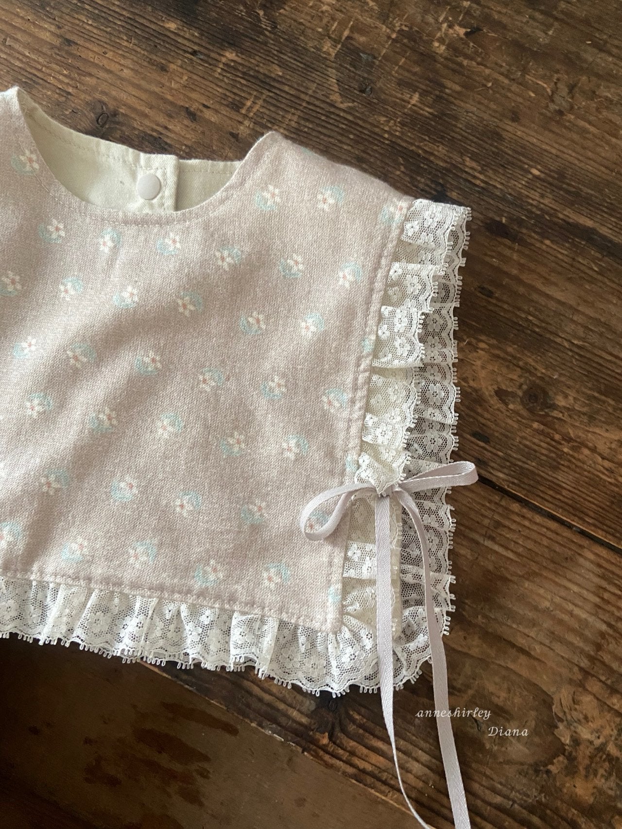 Anju lace vest