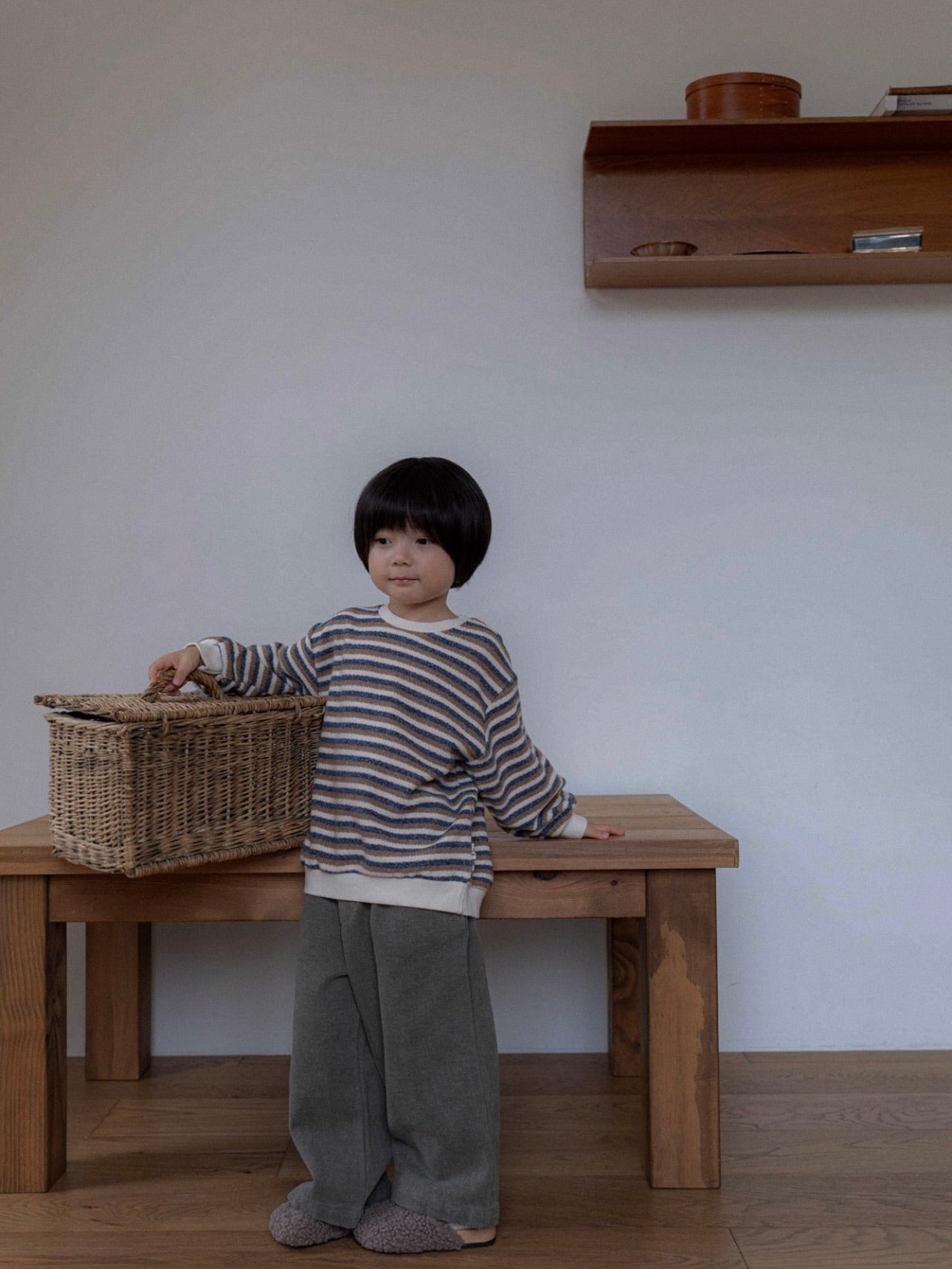 Knitted striped sweatshirt