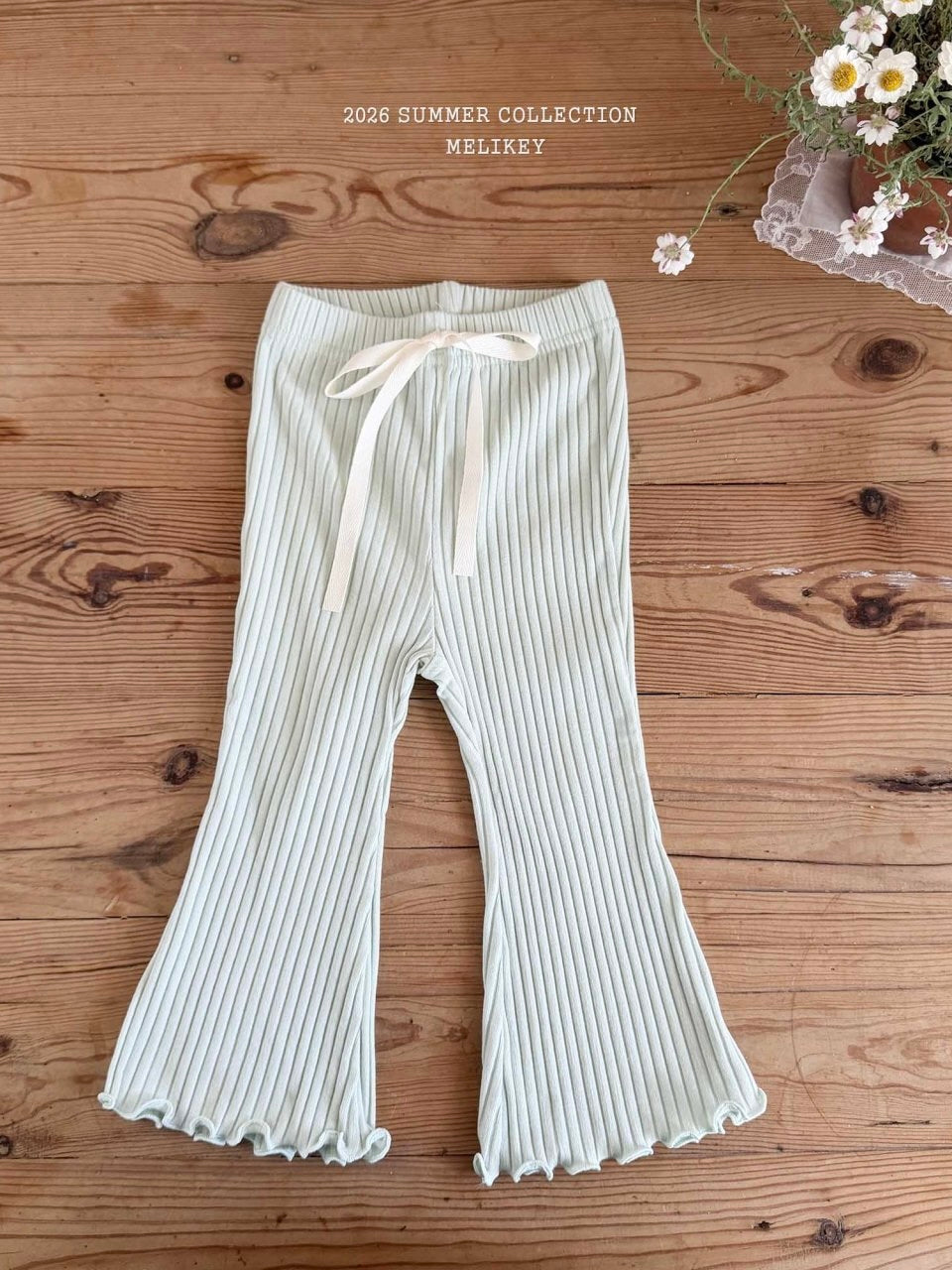Daily bootcut pants