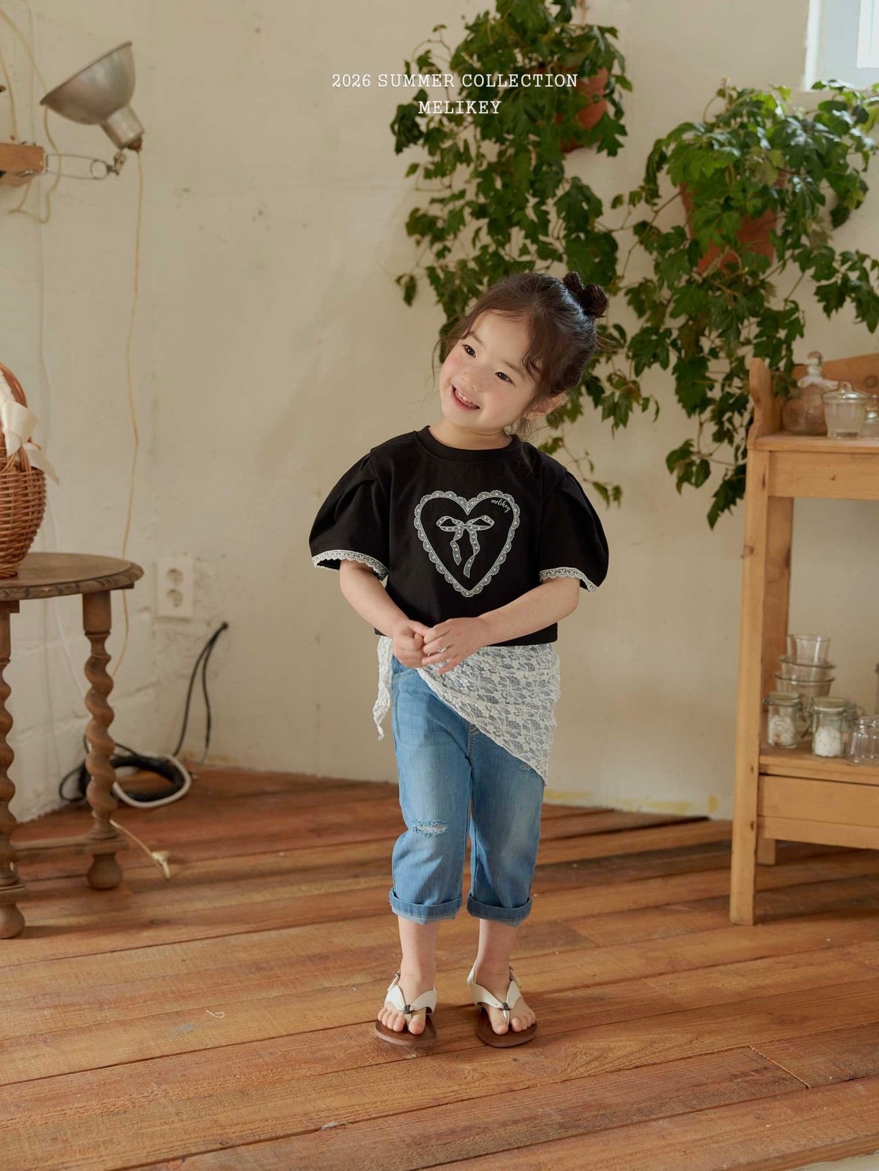 Heart ribbon T shirt