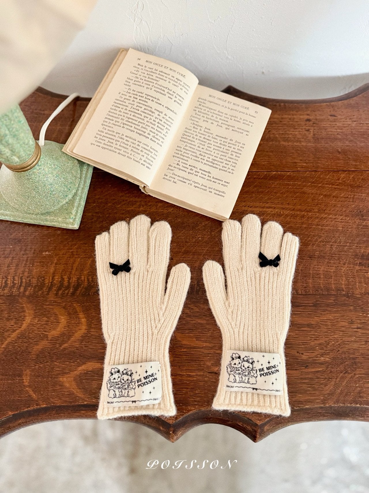 Ribbon winter gloves