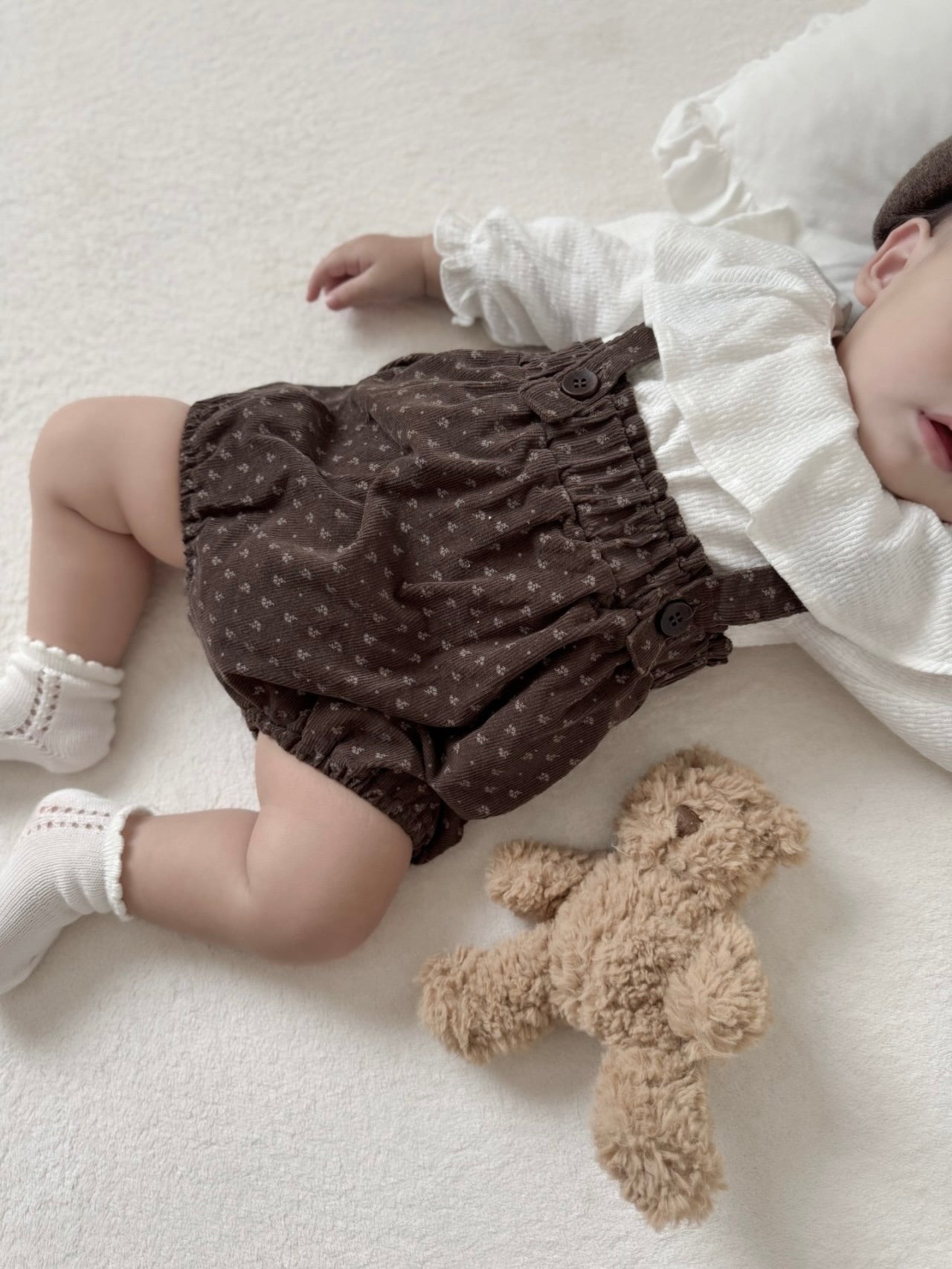 Natural suspender bloomer