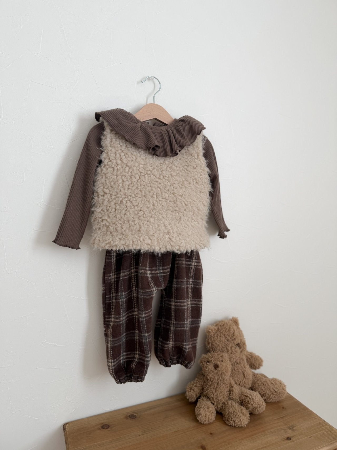 Button teddy vest