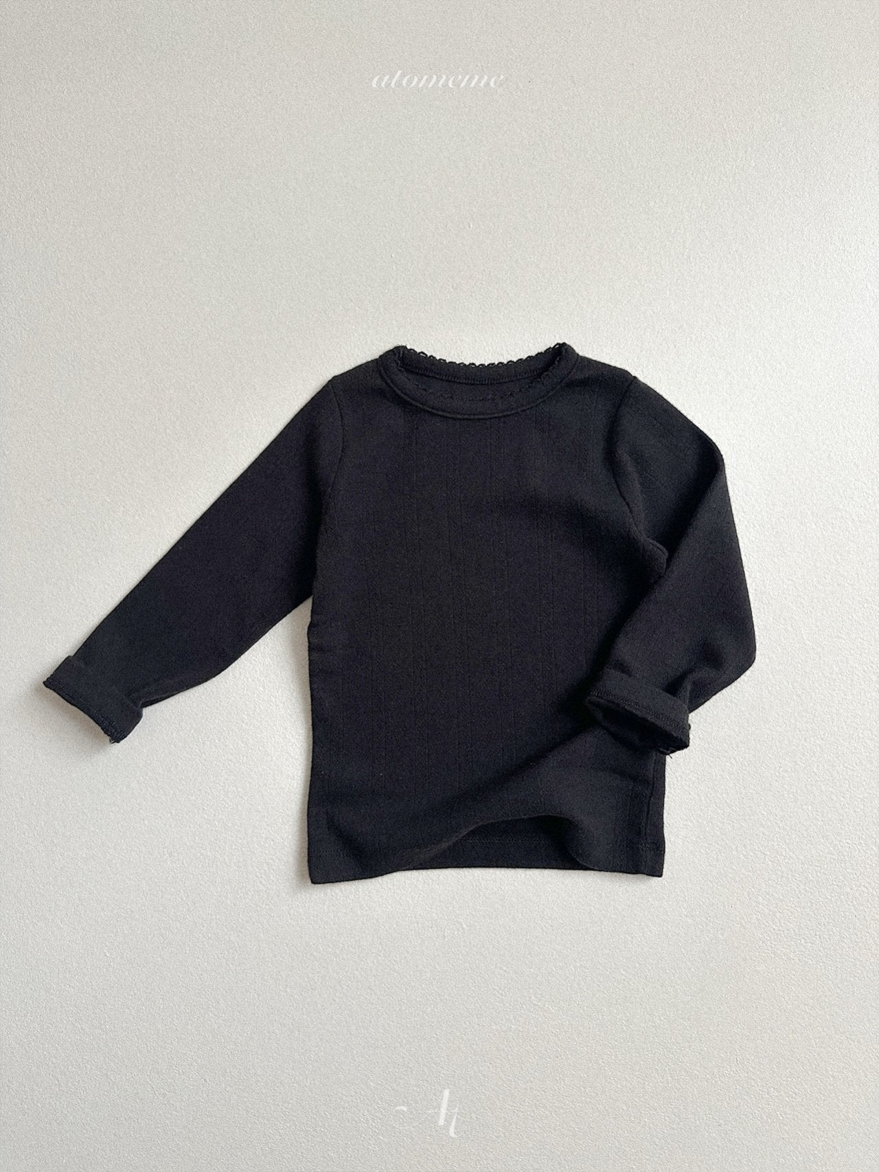 Eyelet picot lace T-shirt