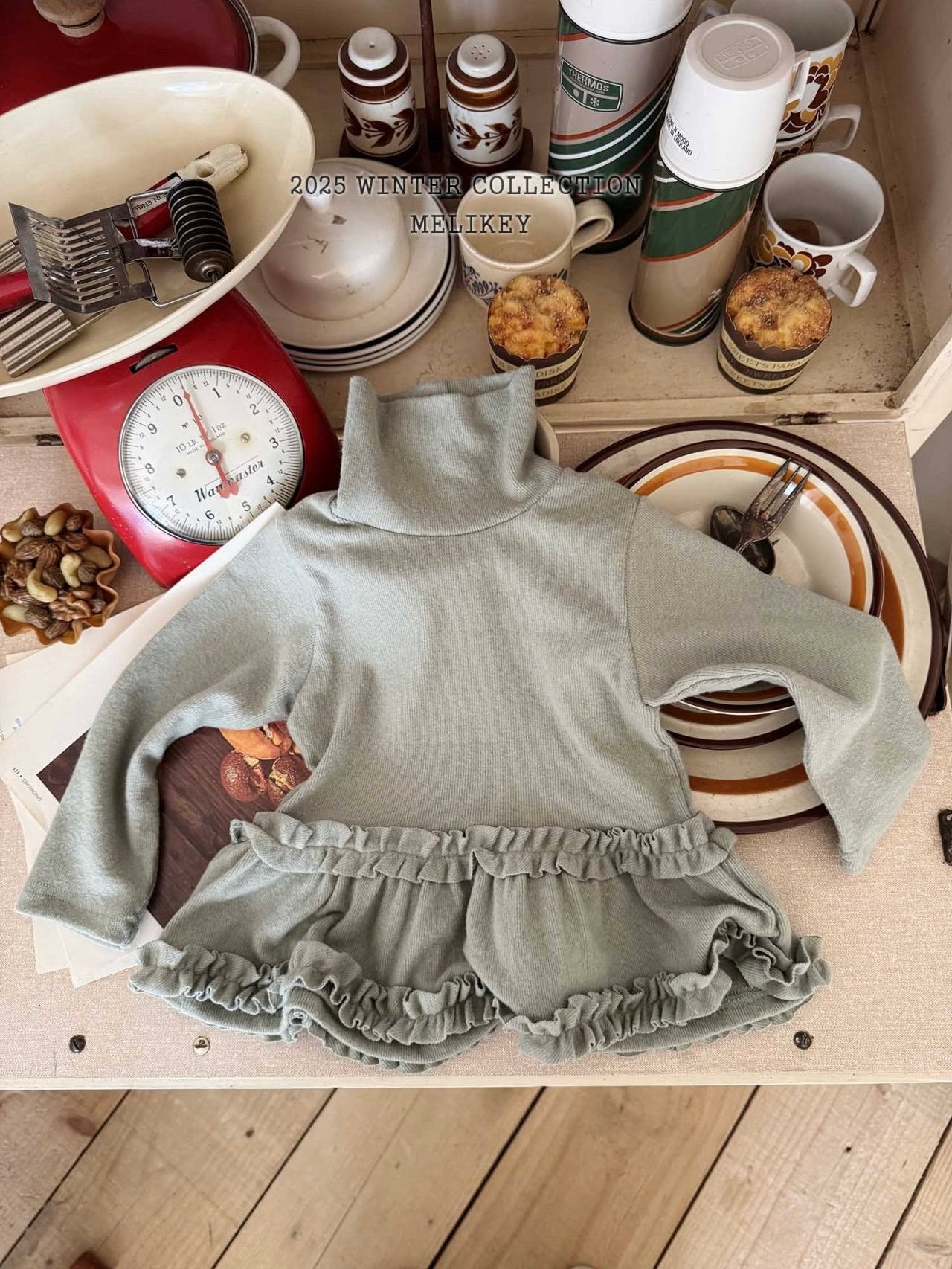 Tutu frill turtle neck T