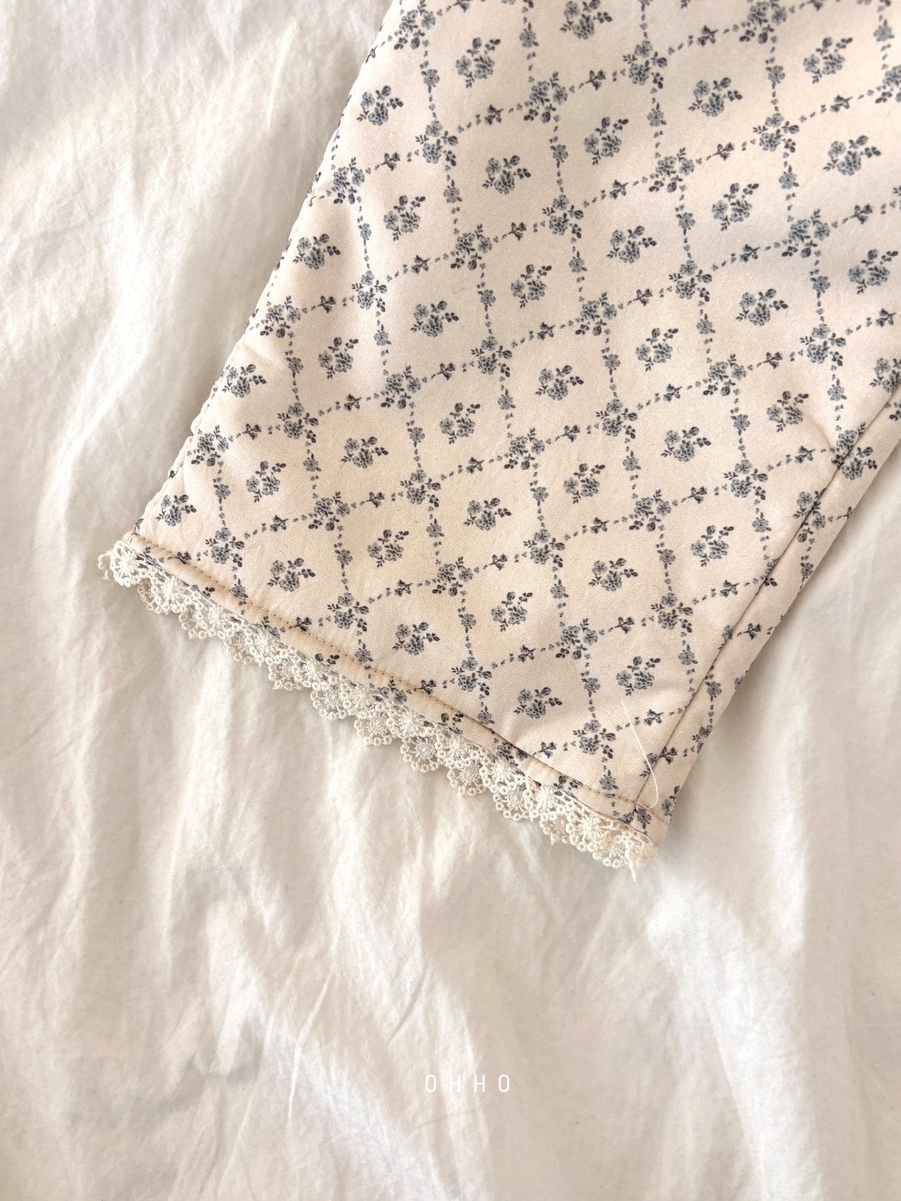 Rose lace padded pants