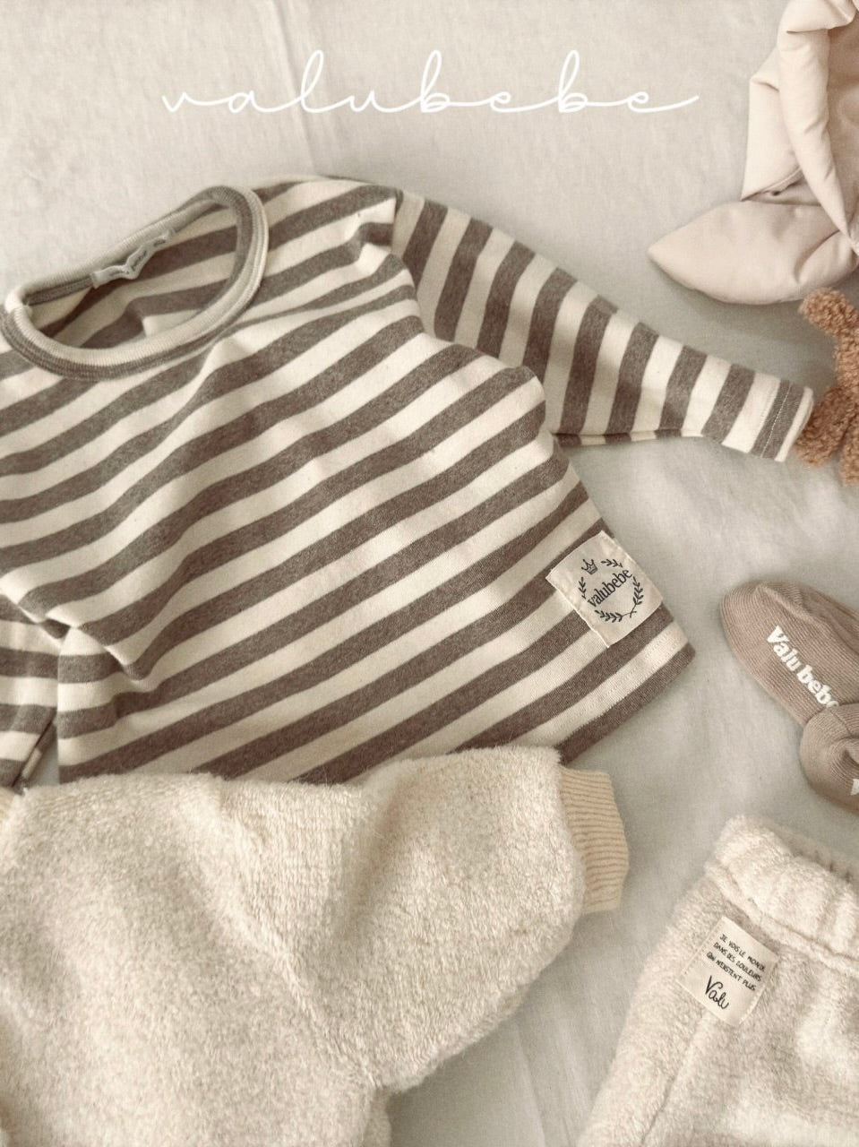 Padded bonnet (baby)