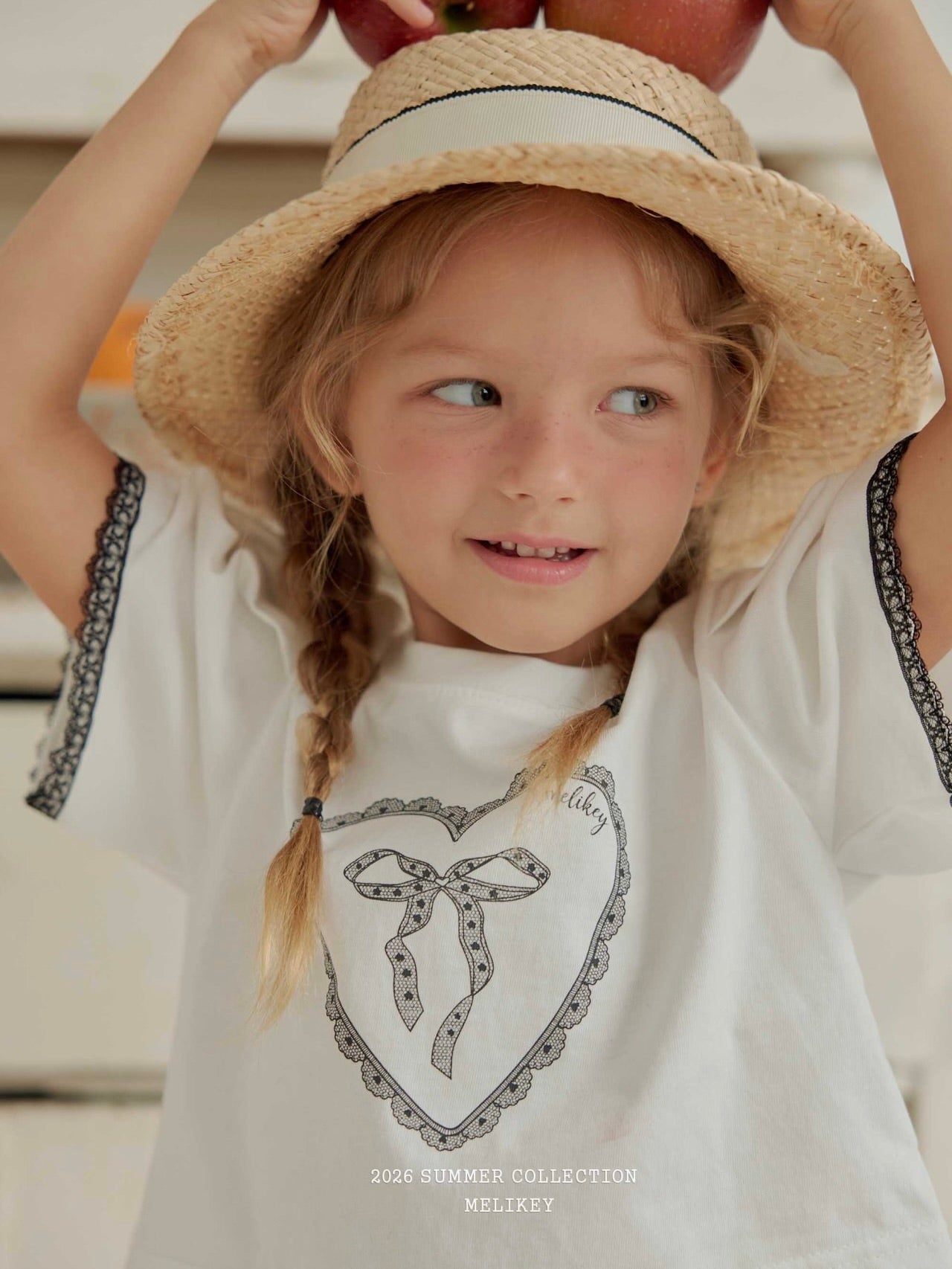 Heart ribbon T shirt