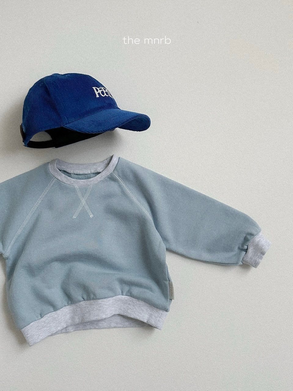 Momo colored sweatshirt