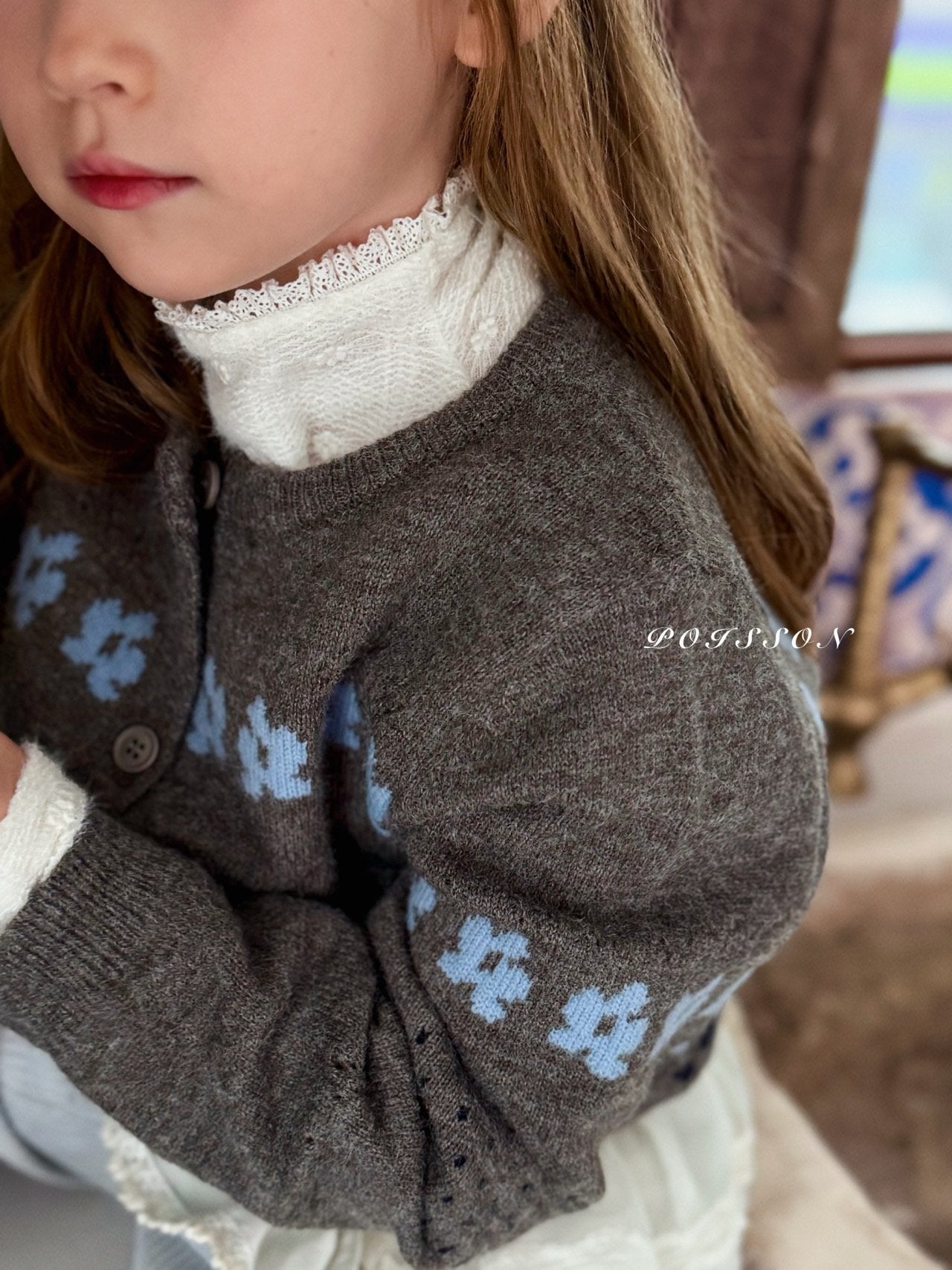 Winter lace half neck T