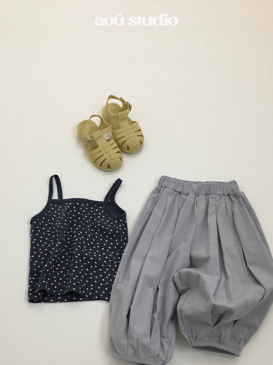 Daisy sleeveless