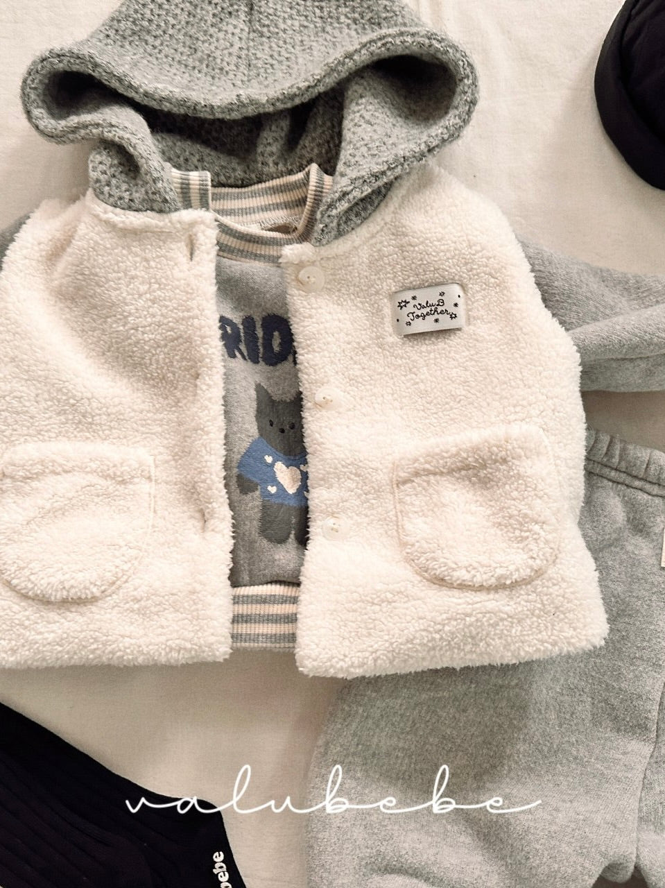 Drop fluffy vest (baby)