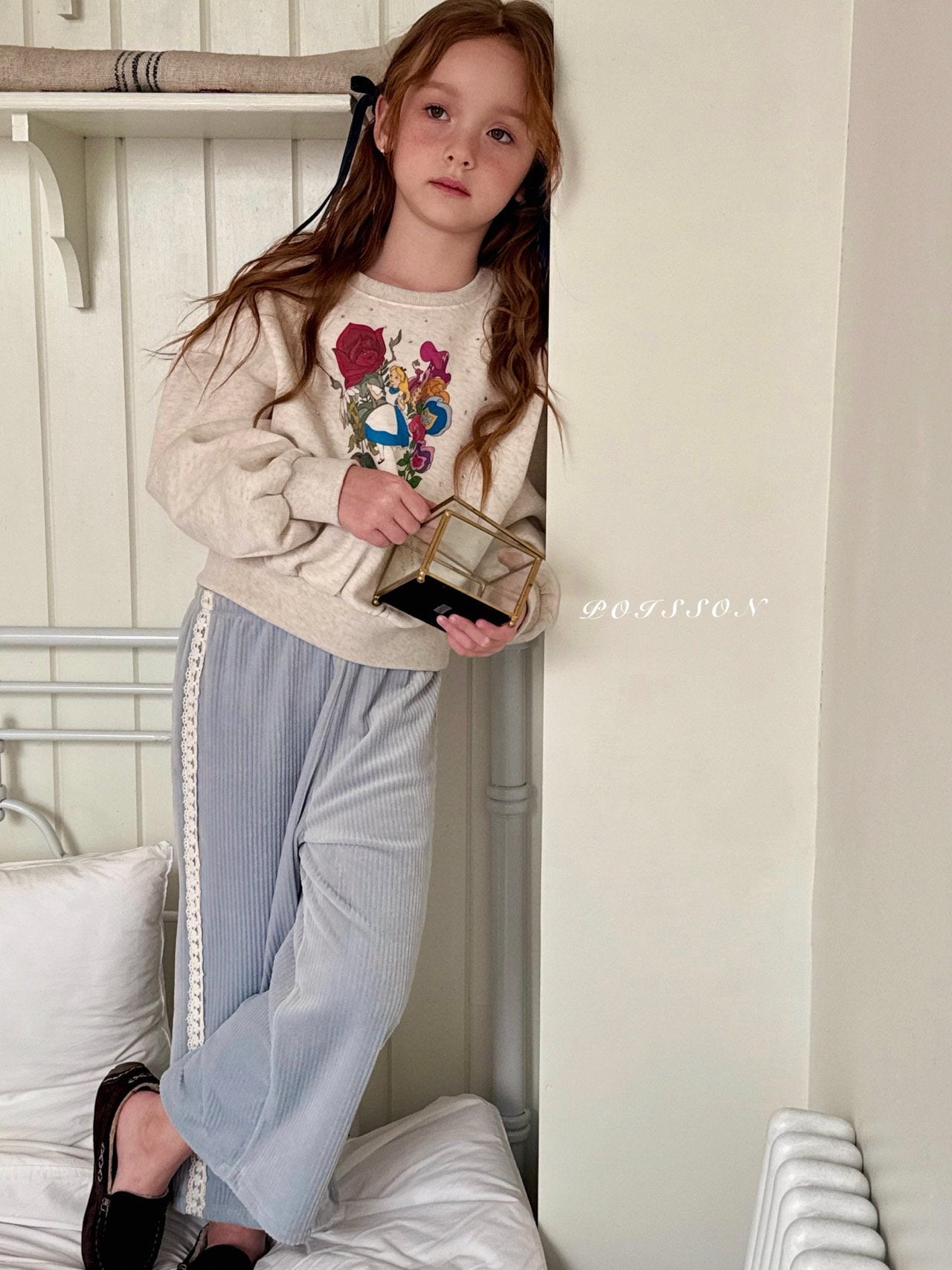 Flower Alice sweatshirt