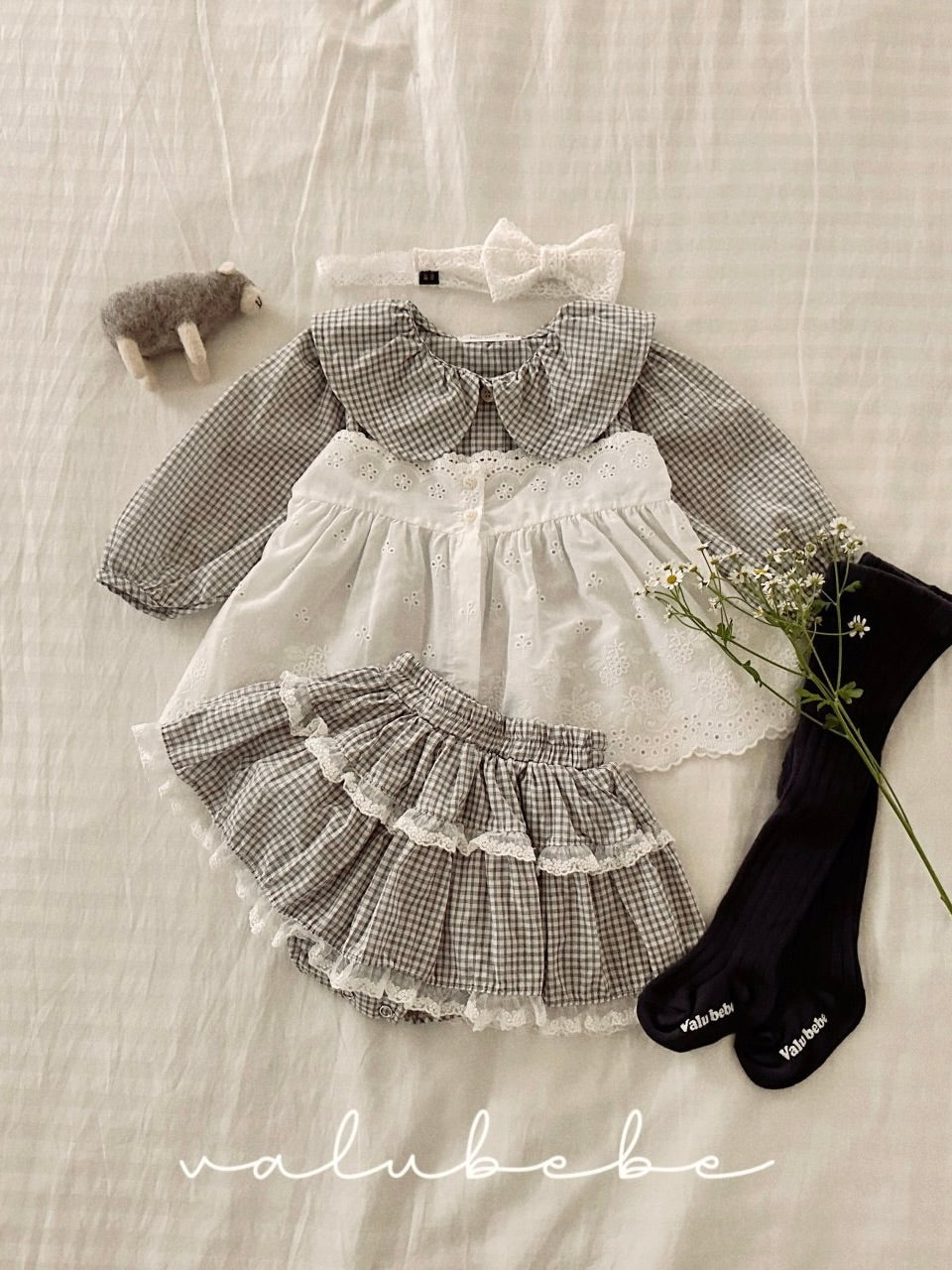 Lace ribbon headband