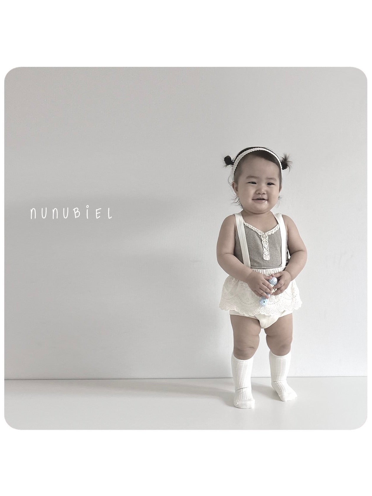 Bebe kichi sleeveless