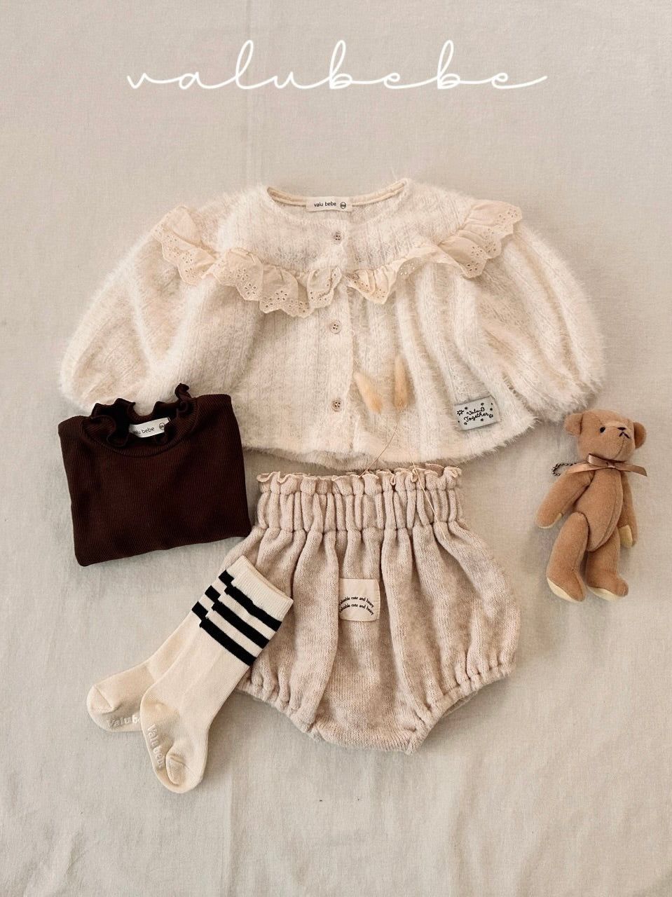 Lace yoke cardigan (baby)