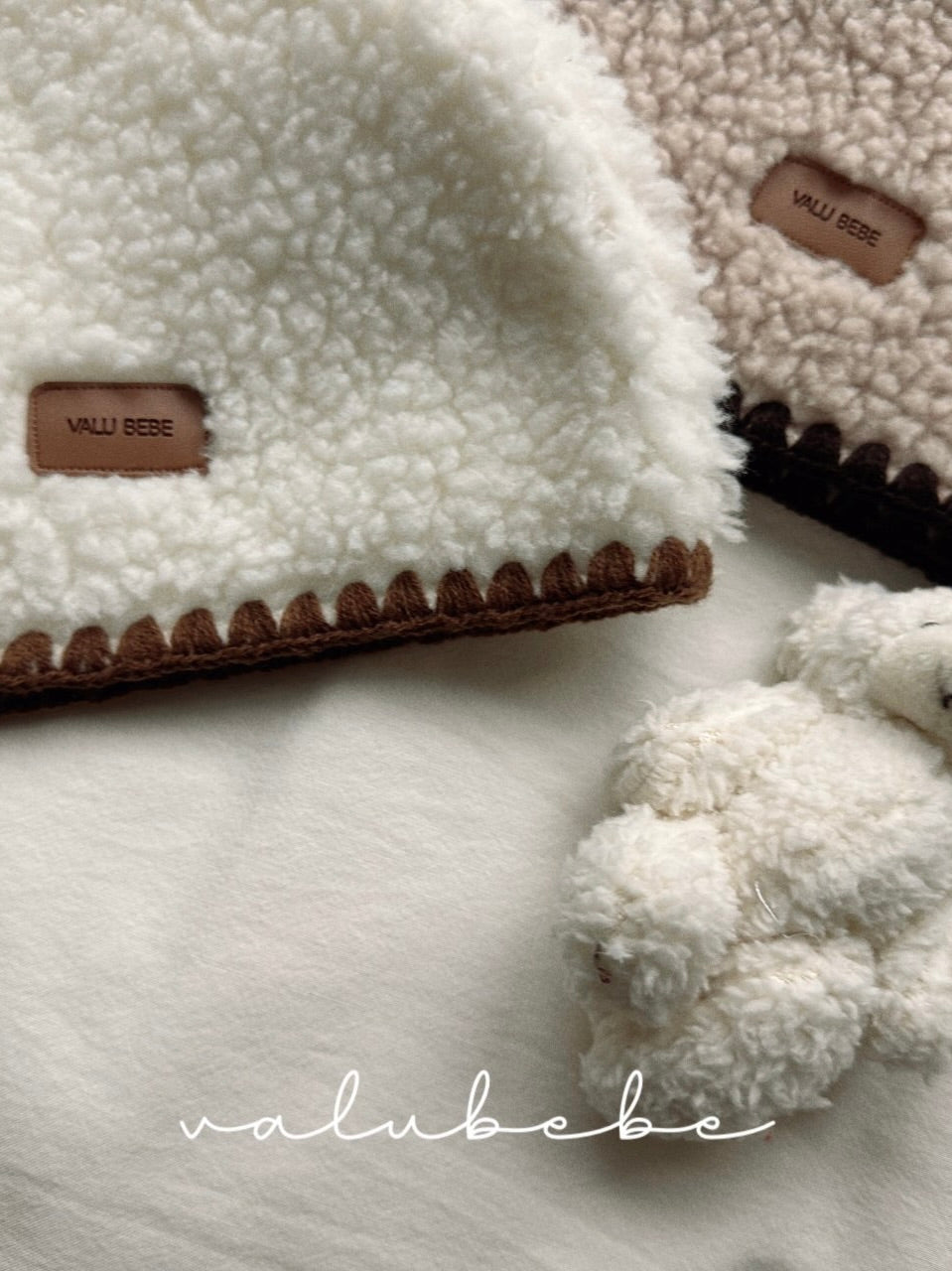 Fluffy beanie (baby)