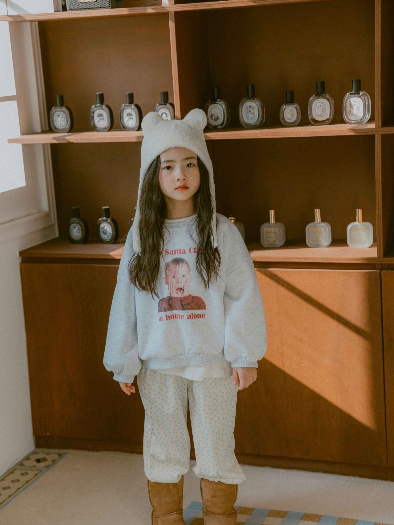 Flower boa jogger pants