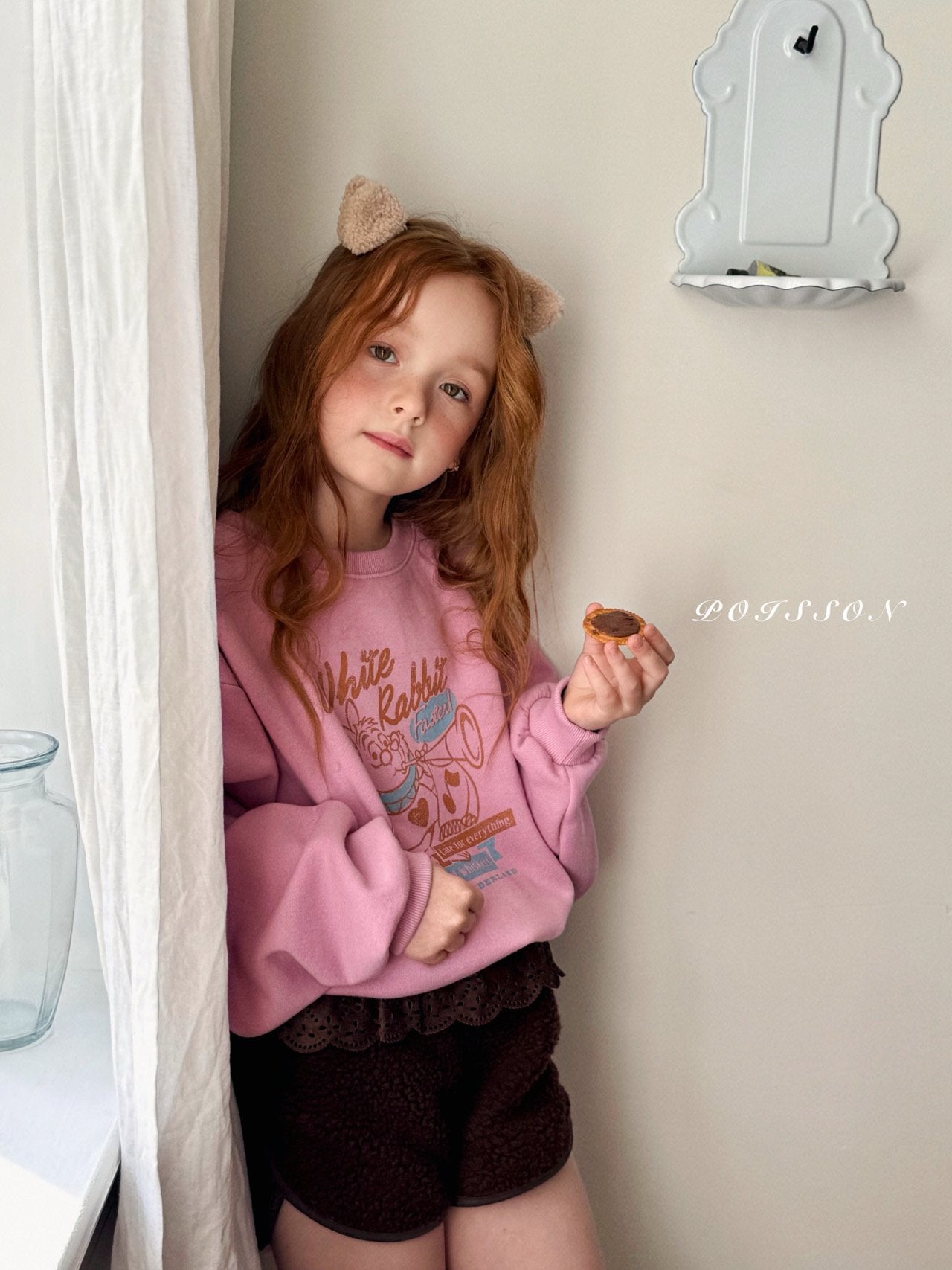 Wonderland vintage sweatshirt