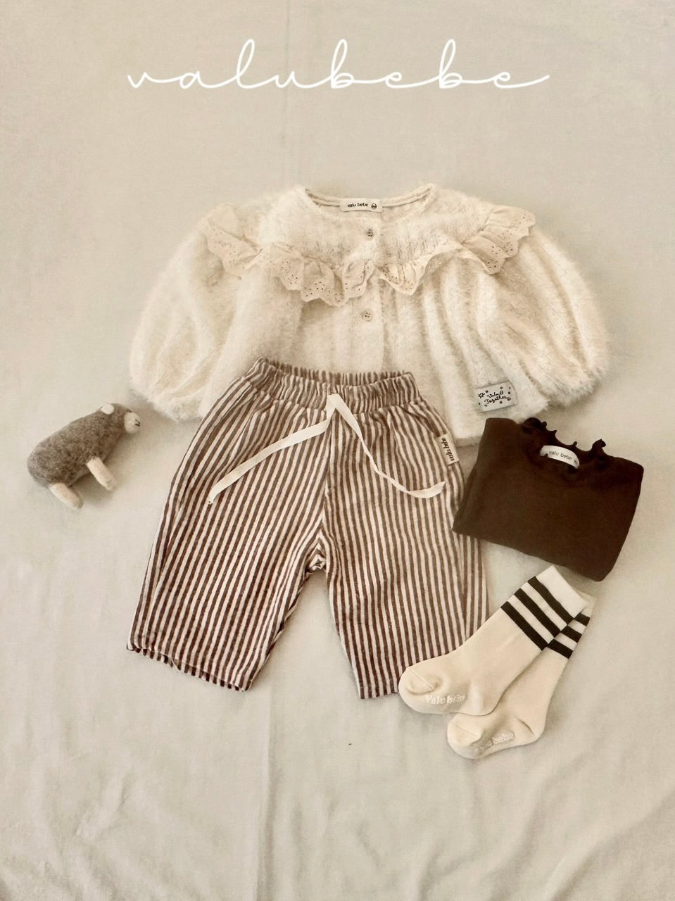 Lace yoke cardigan (baby)