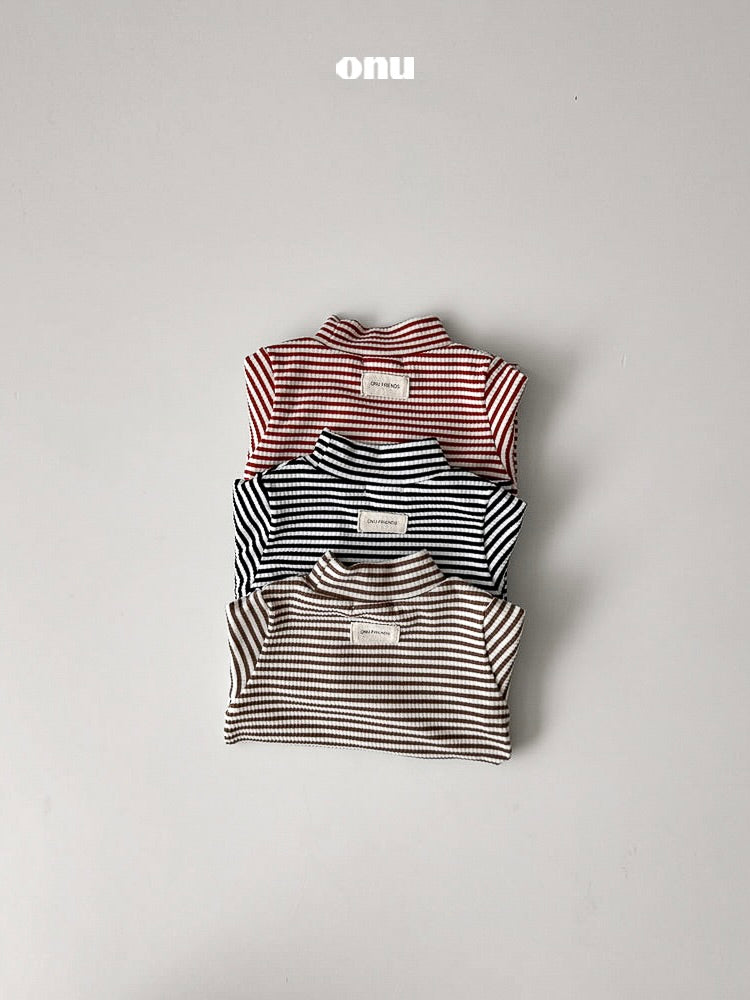 Stripe half neck T
