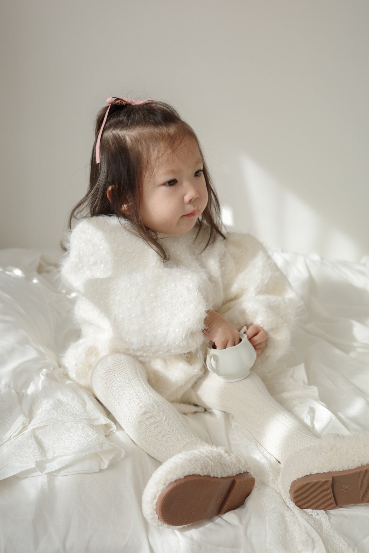 Puff sleeve wool rompers