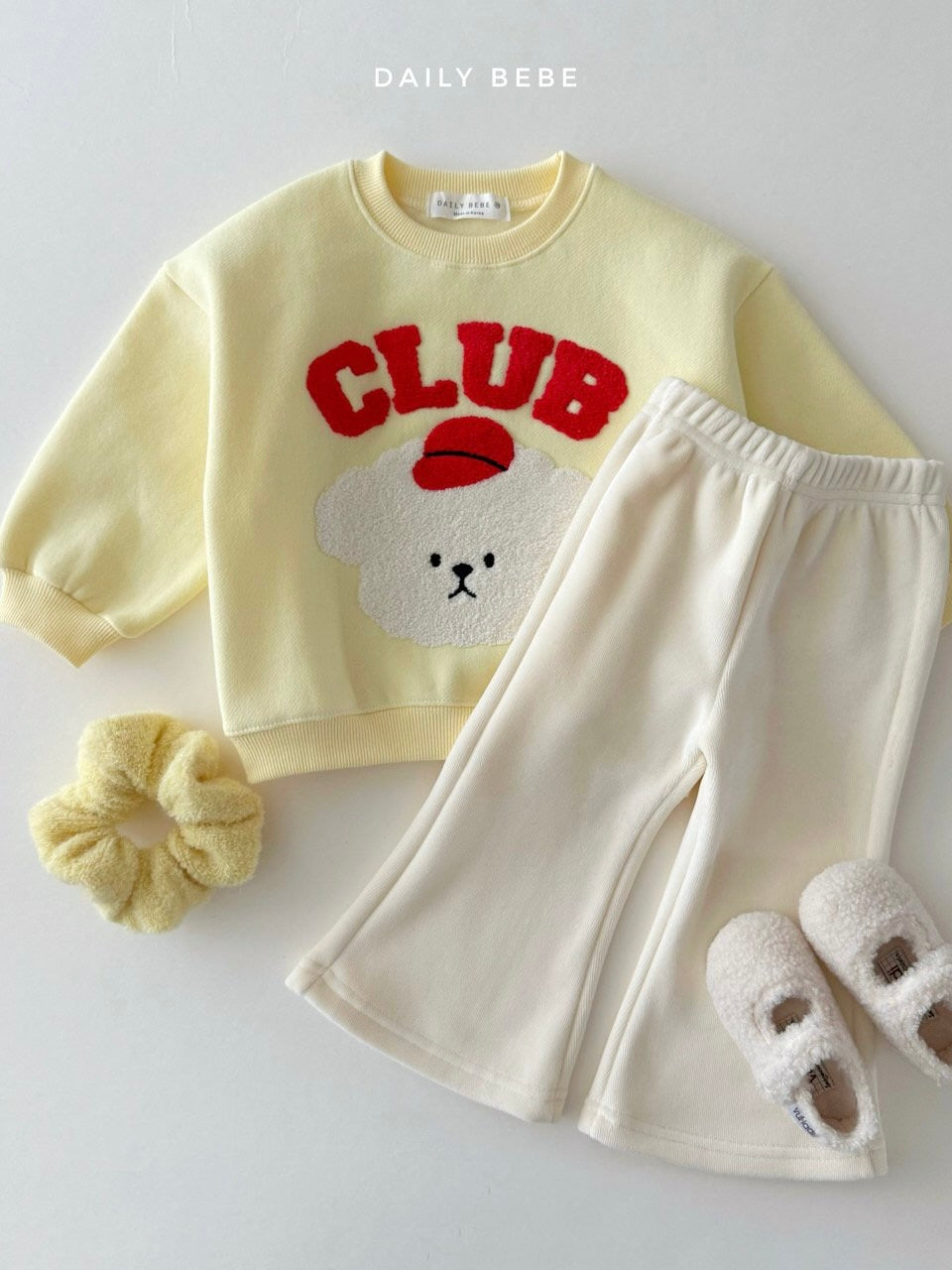 Club bear sweatshirt