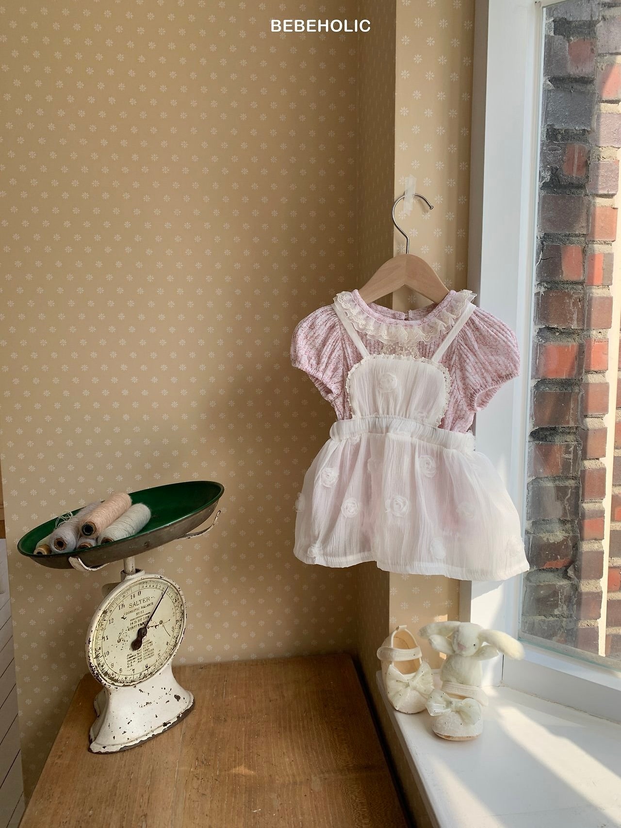 Rose apron skirt