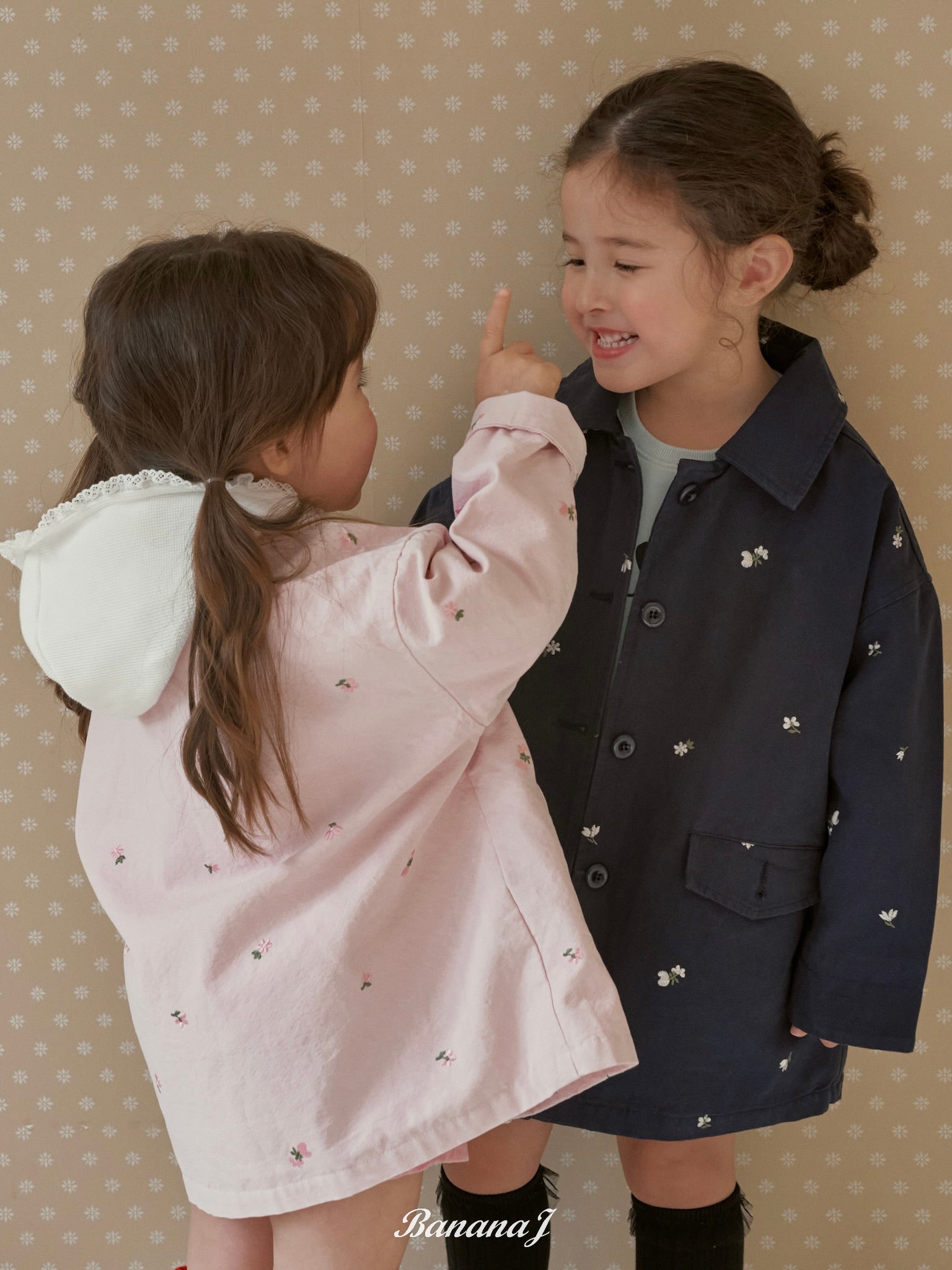 Floral embroidery jacket