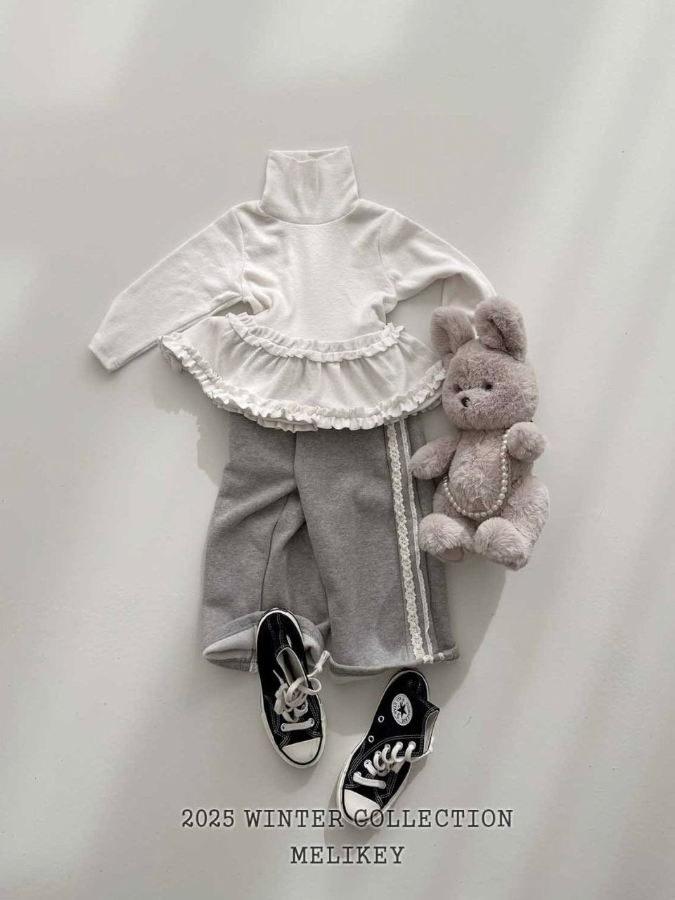 Tutu frill turtle neck T