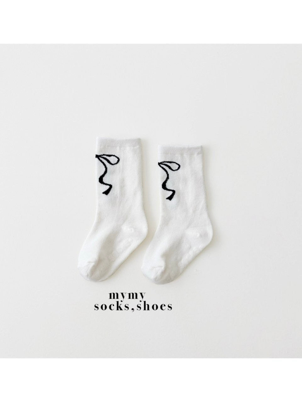 White soybean socks set