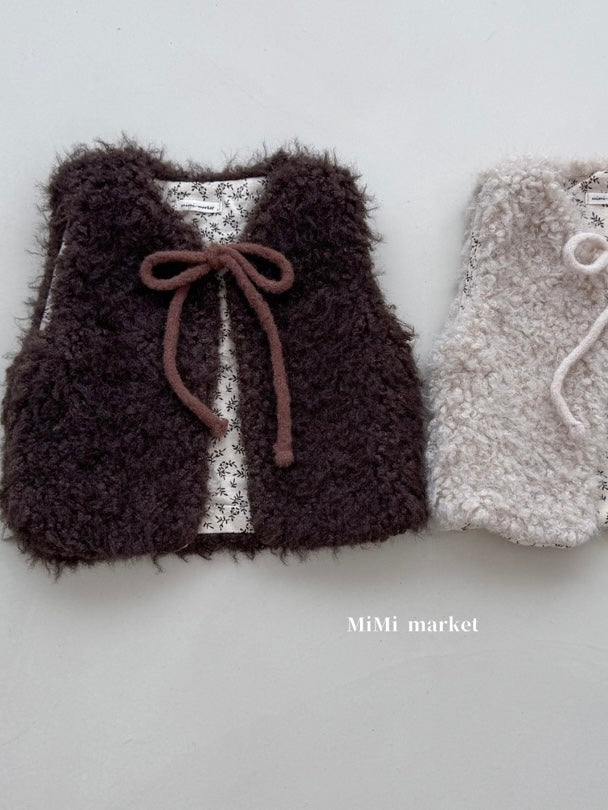 Fur ribbon vest