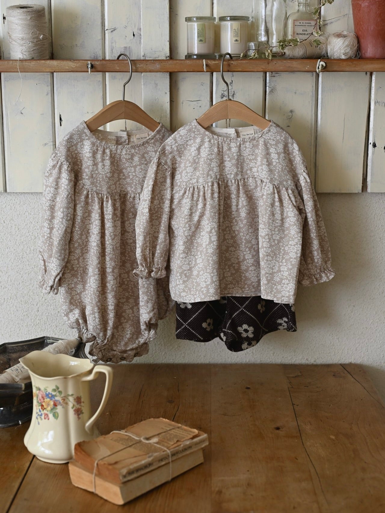 Shirring flower rompers