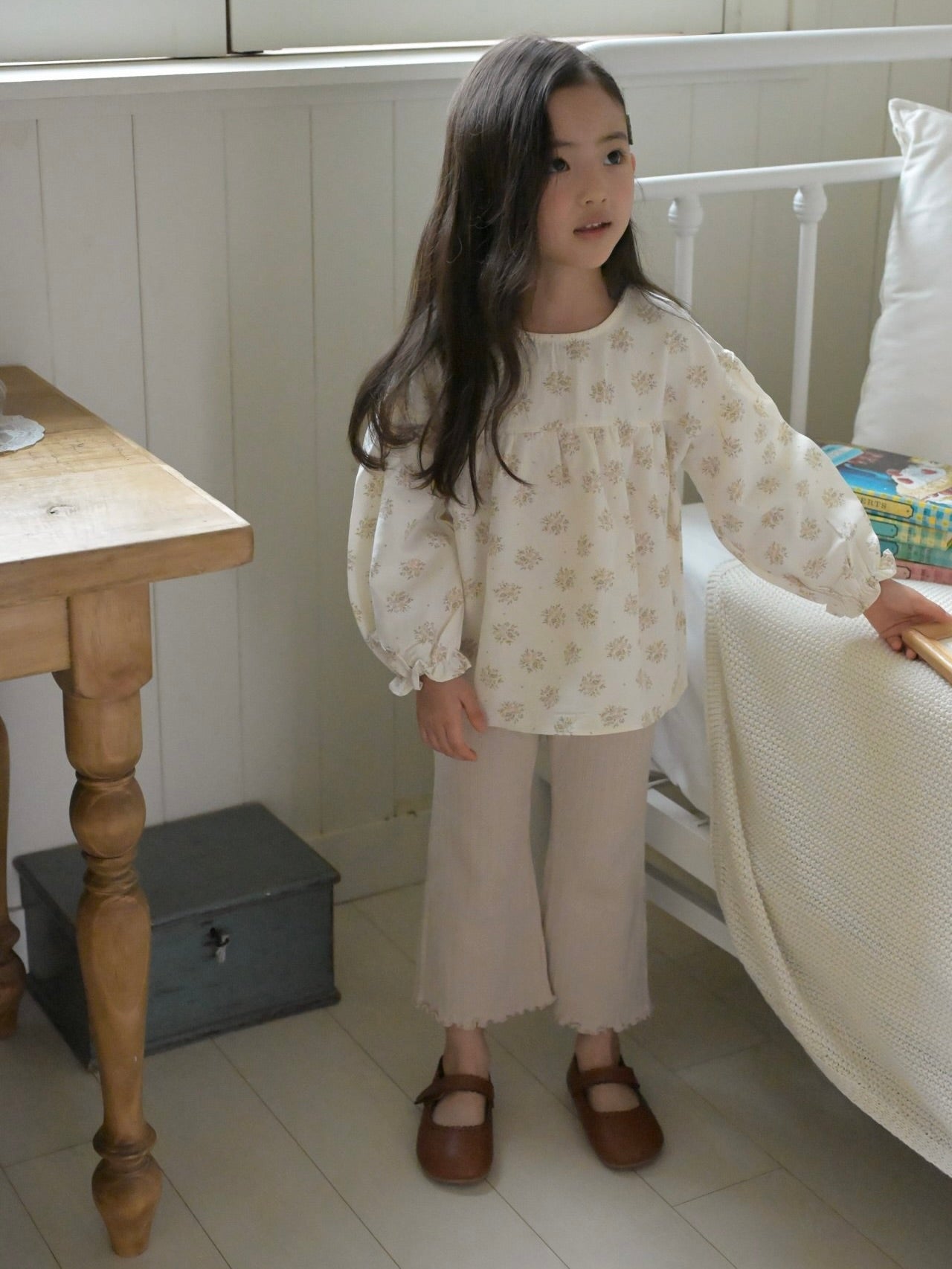 Flower cotton blouse