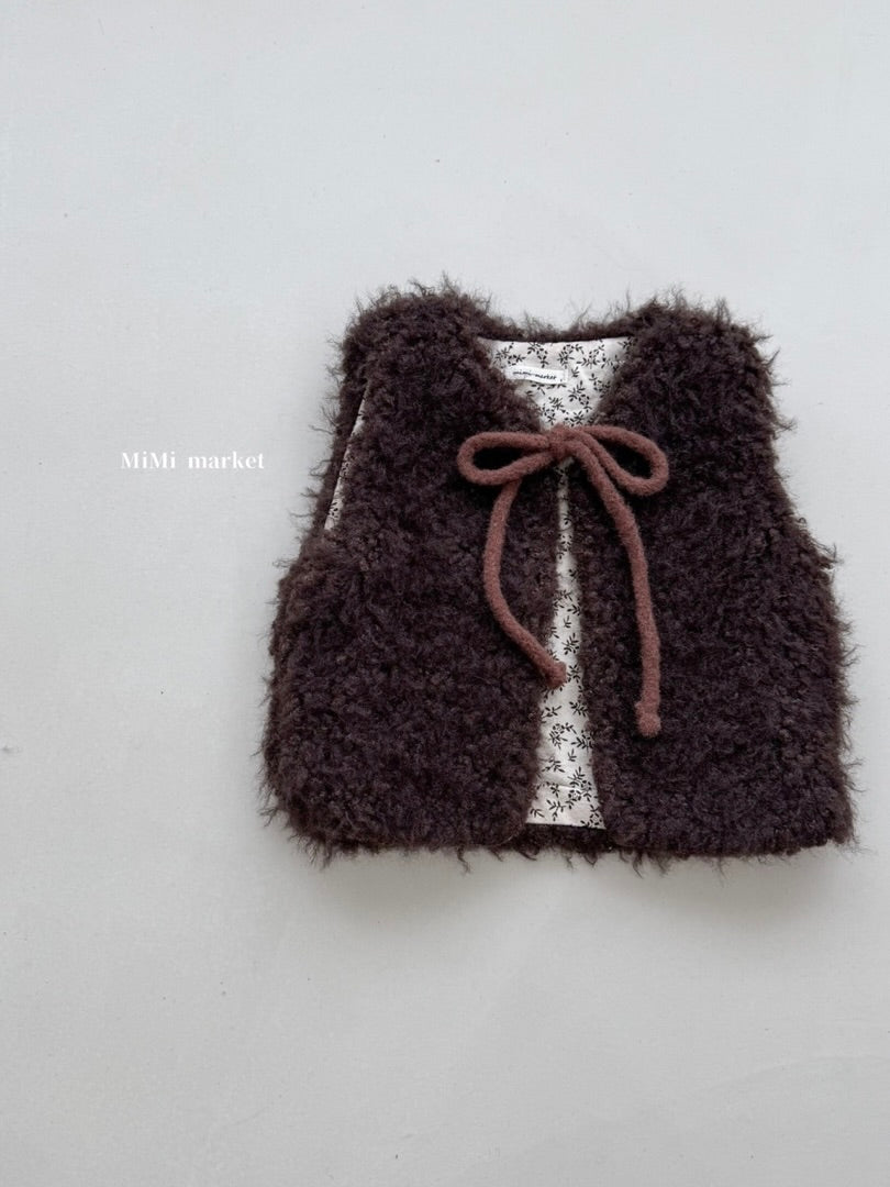 Fur ribbon vest