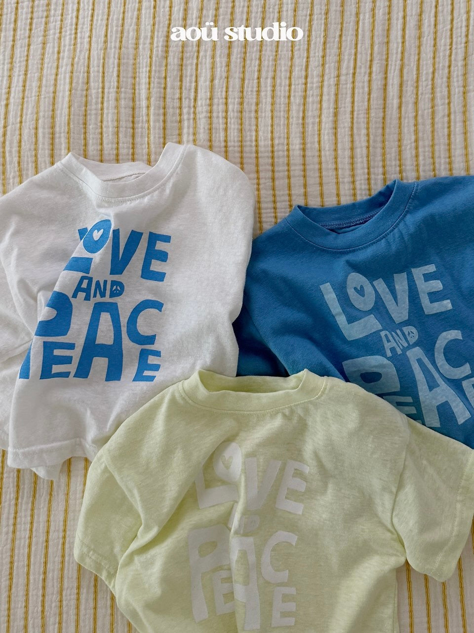 Love & peace T