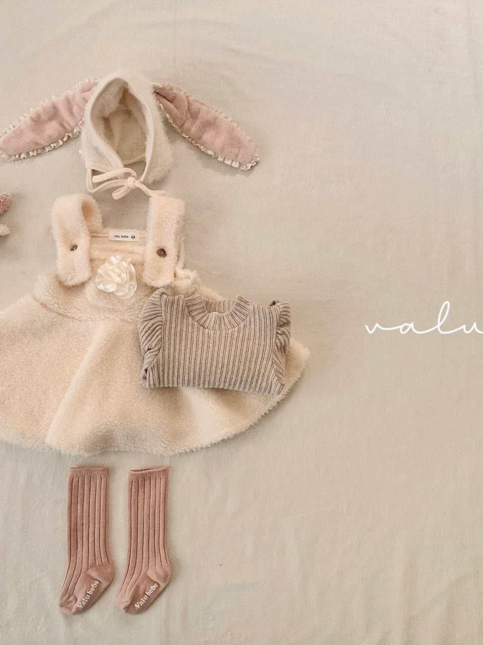 Bunny fur bonnet (baby)