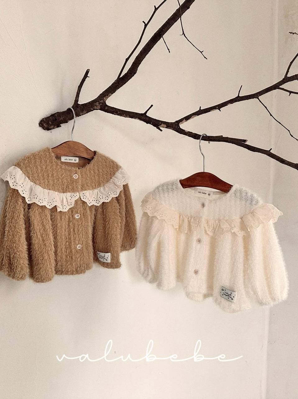 Lace yoke cardigan (baby)